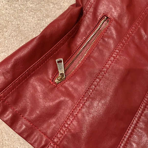 LA Coalition Maroon Vest - Picture 2 of 8